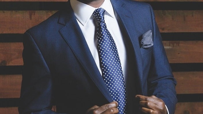 Gentleman in suitfit tie